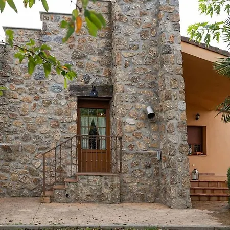 Casa Toriles בית נופש