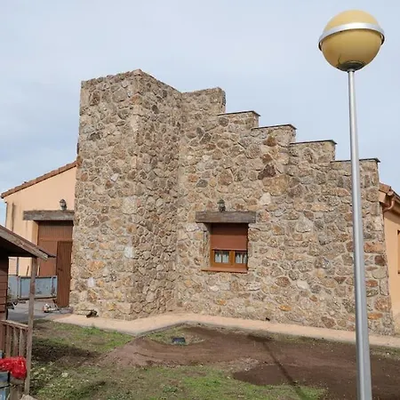 Casa Toriles * Ortigosa del Monte