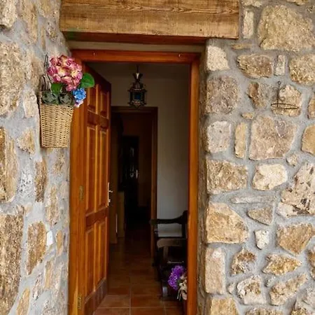 Casa Toriles בית נופש